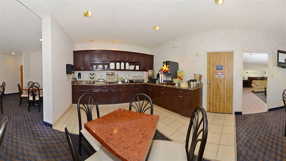 Quality Inn Kearney Esterno foto