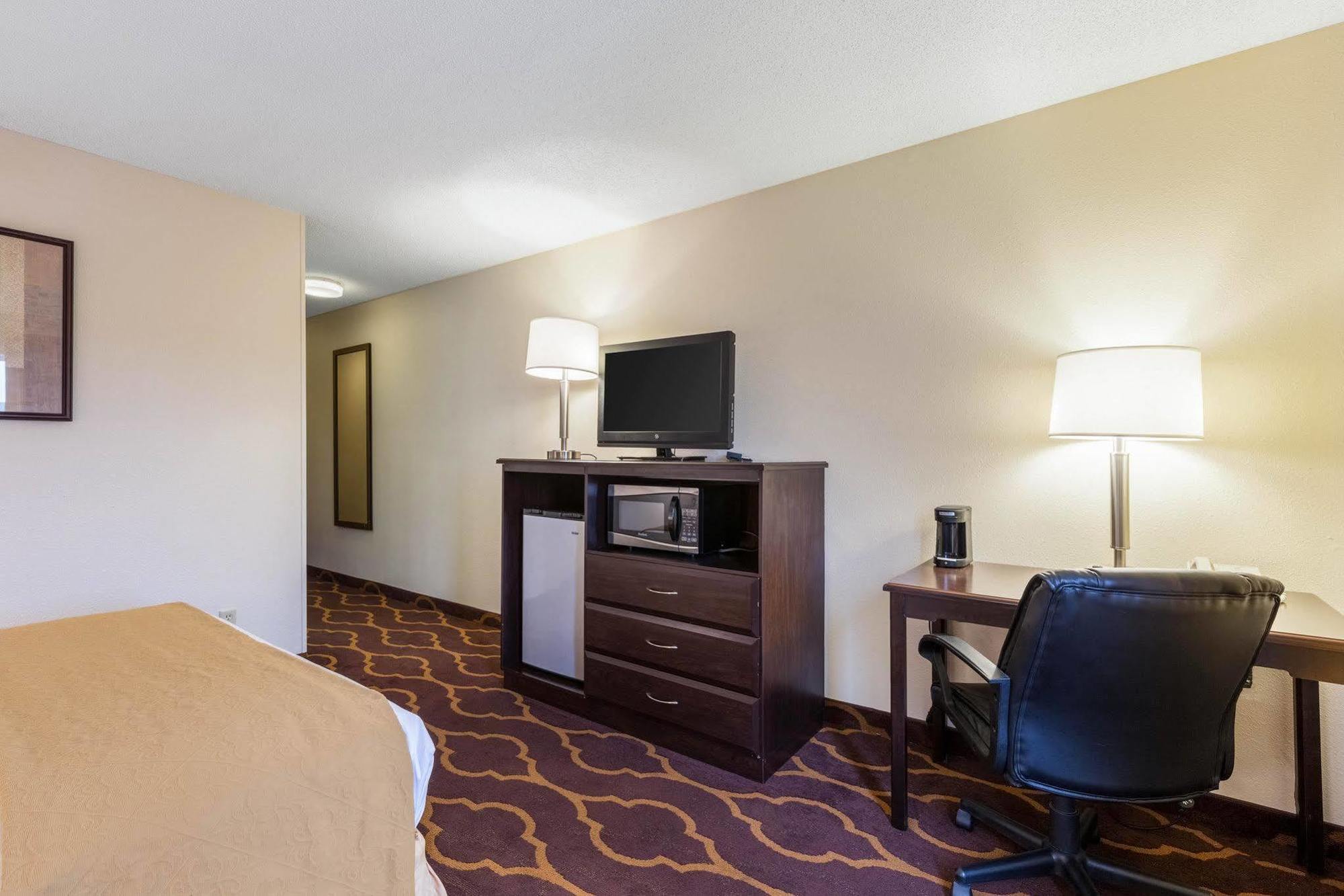 Quality Inn Kearney Esterno foto