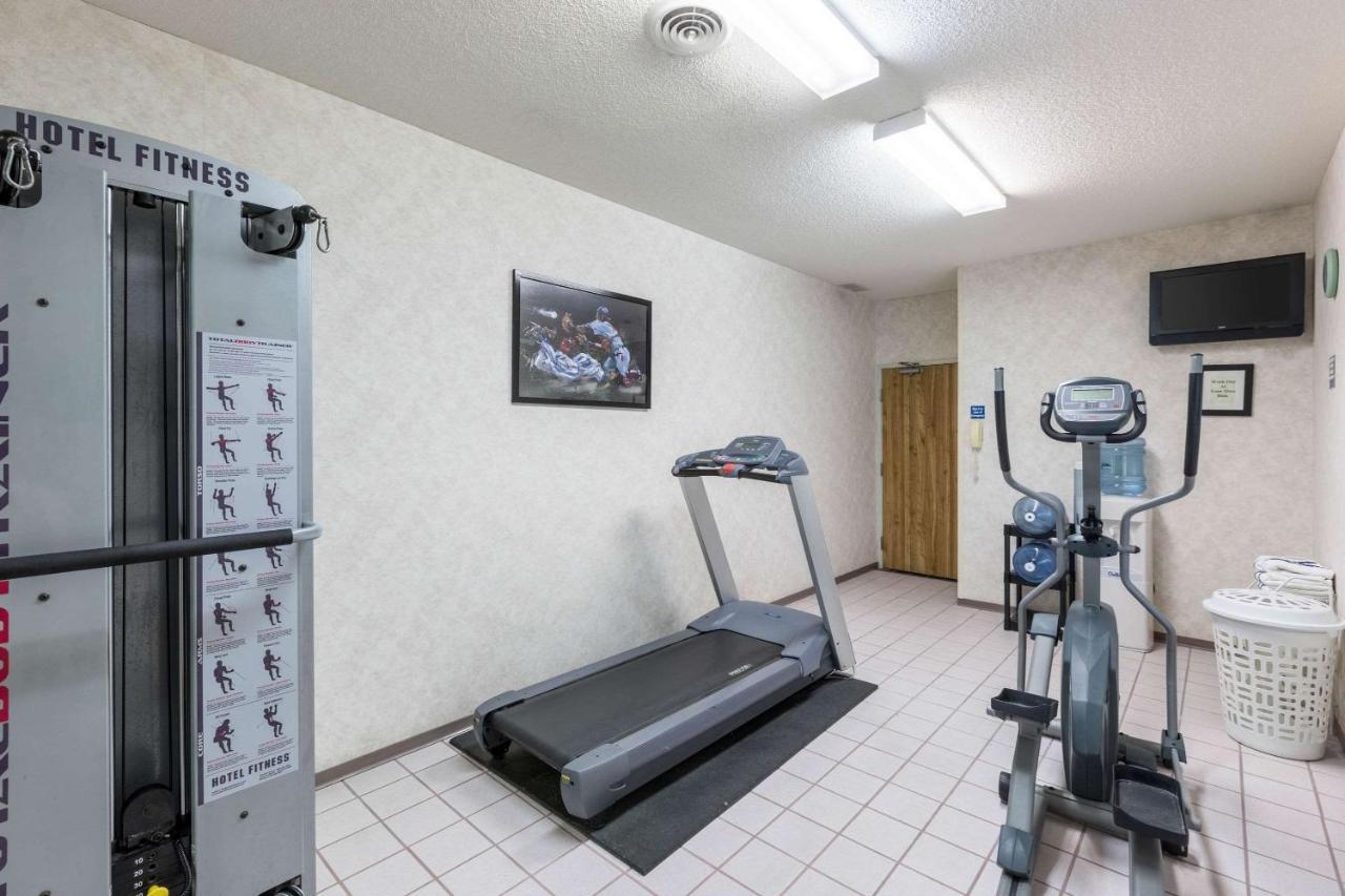 Quality Inn Kearney Esterno foto